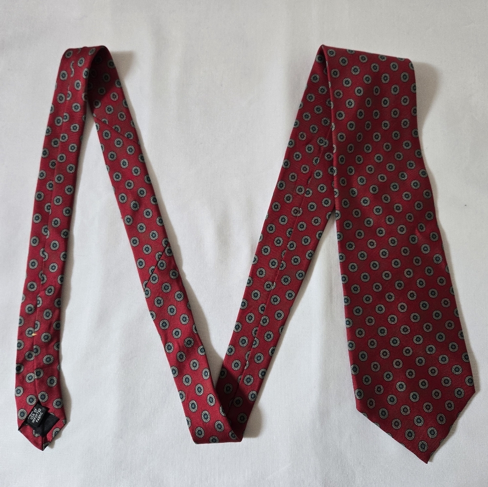 Claybrooke Red Tie With Circular Pattern